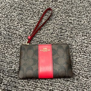 AUTHENTIC COACH WRISTLET/WALLET